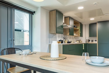 Classic En Suite at Biscuit Factory, 140 Little Donegall Street, City Centre, Belfast, BT12FL - Image 8